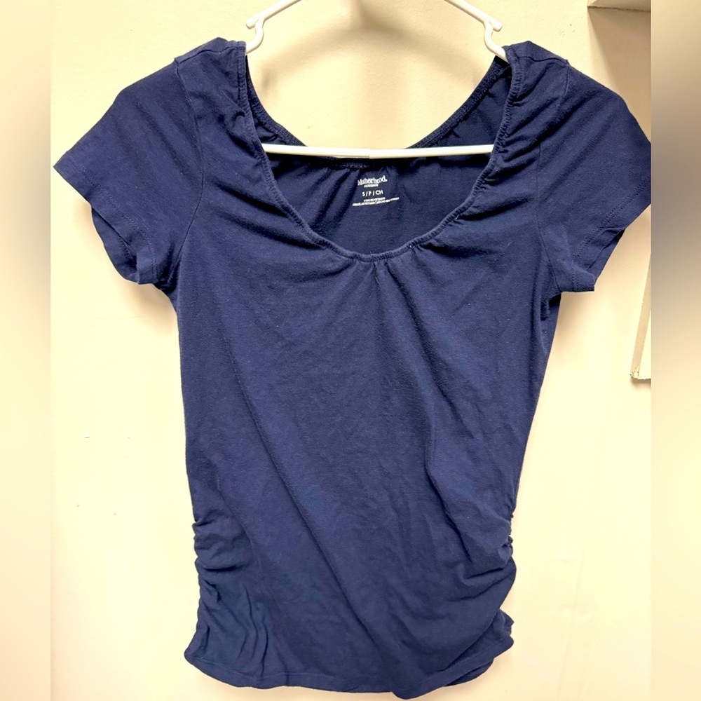 Motherhood maternity nursing T-shirt